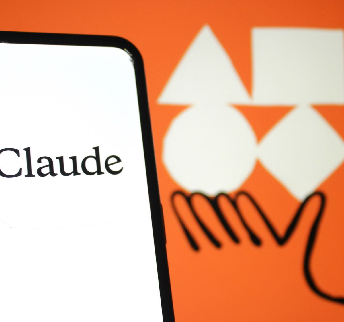 claude là gì - reference image